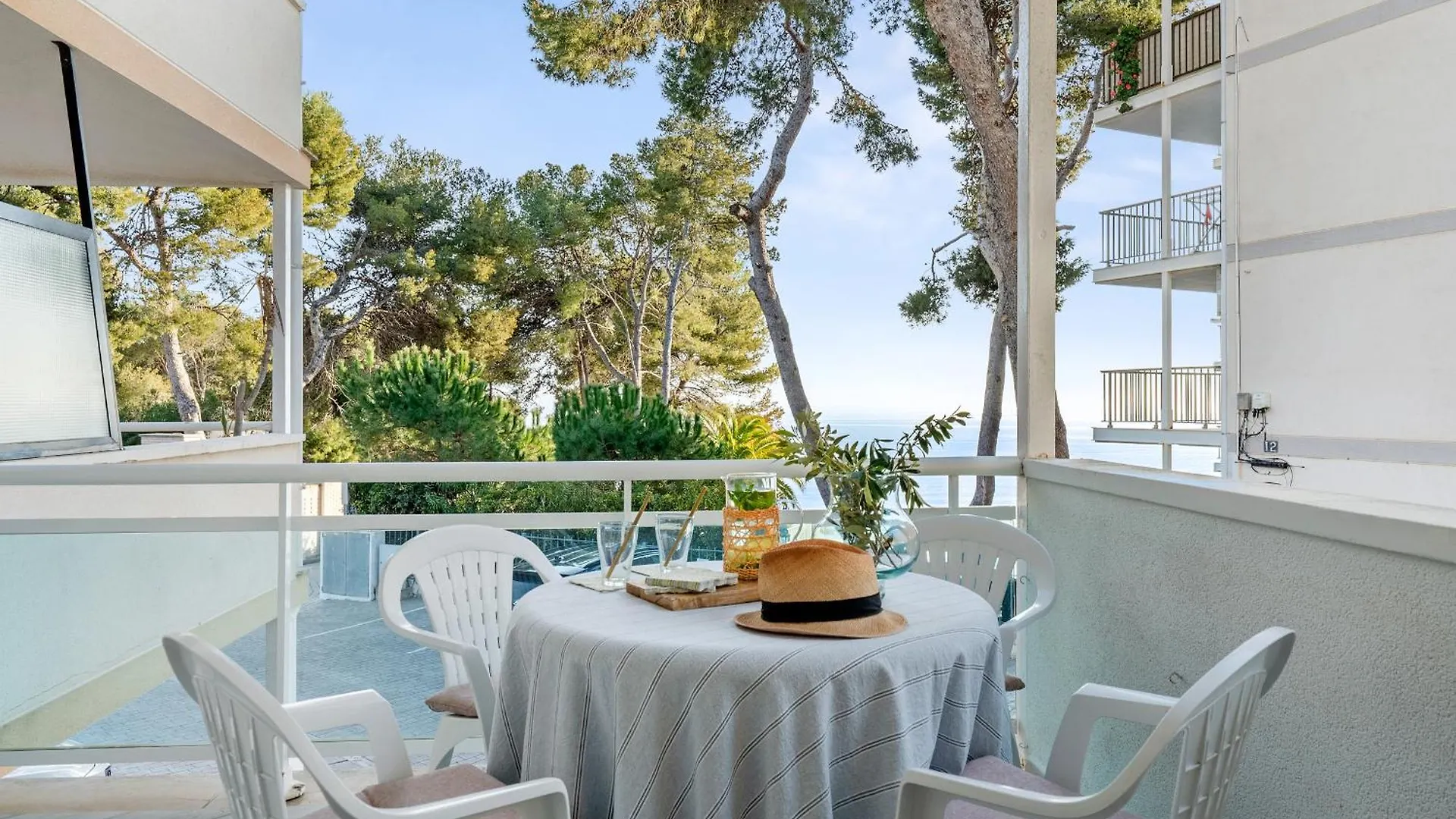 Apartment Hauzify I Apartament Sunshine Salou Spain