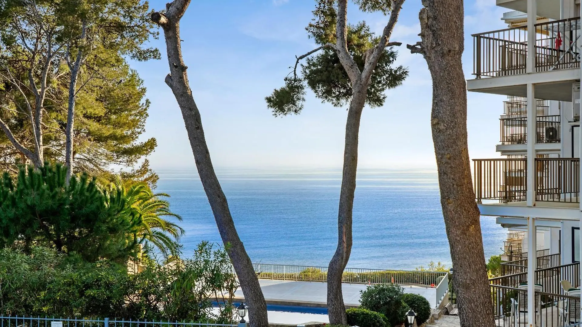 Hauzify I Apartament Sunshine Salou Apartment