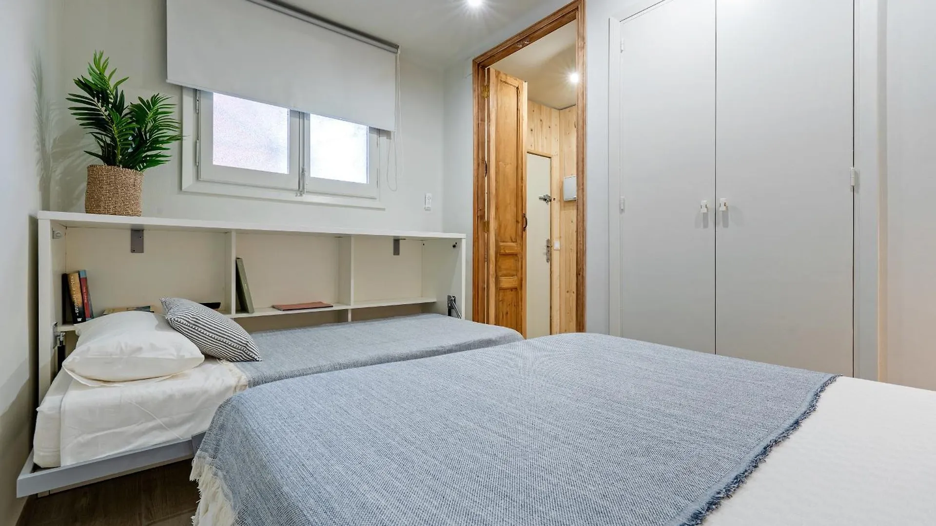 Hauzify I Apartament Sunshine Salou Spain